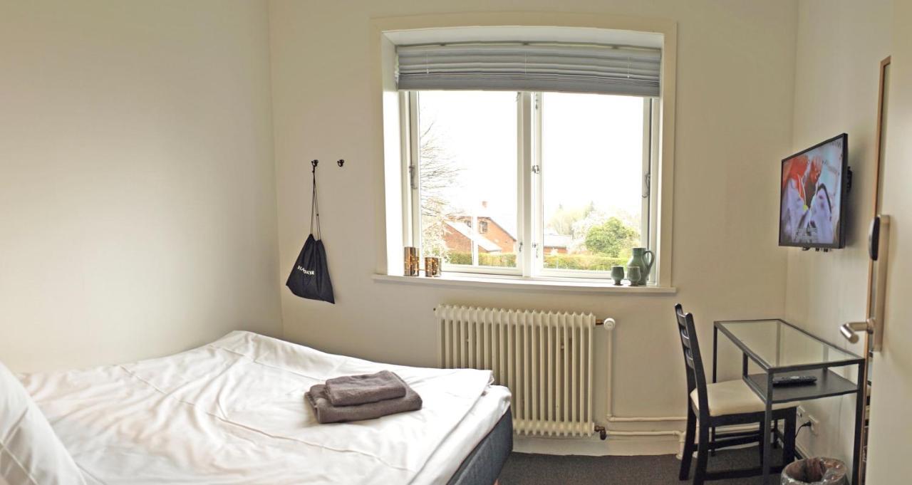 Villa Sofie Bed & Breakfast Haslev ภายนอก รูปภาพ